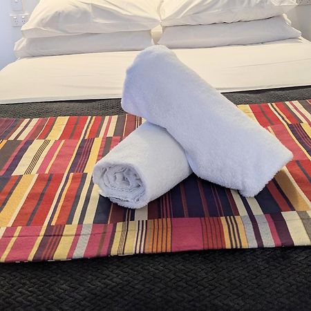 Proserpine Motor Lodge 外观 照片