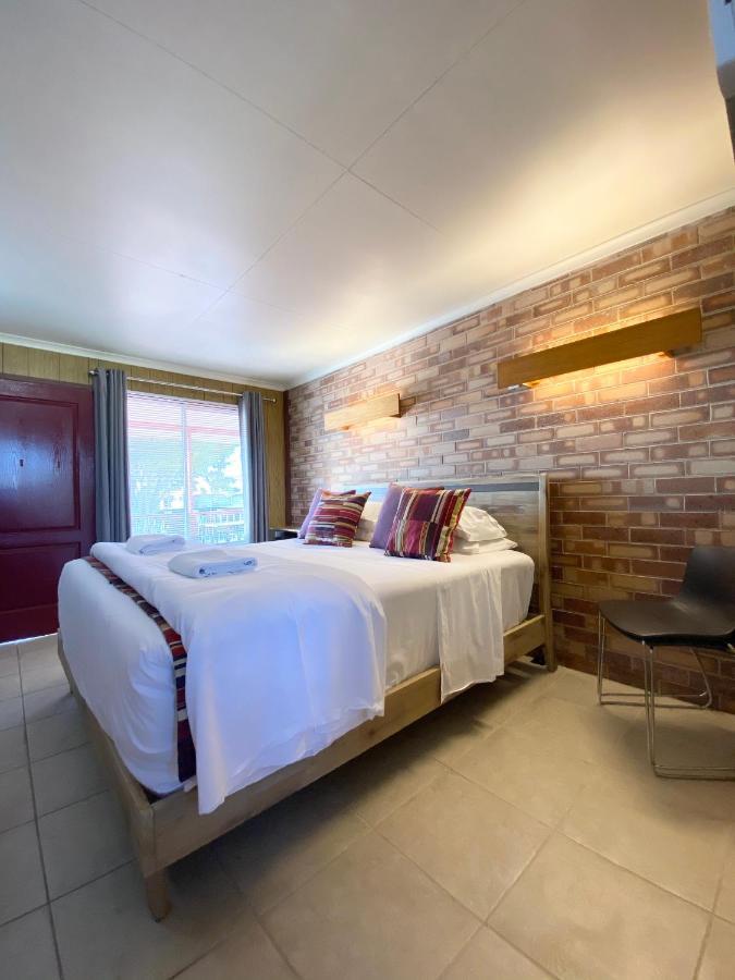 Proserpine Motor Lodge 外观 照片