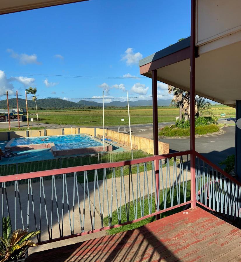 Proserpine Motor Lodge 外观 照片