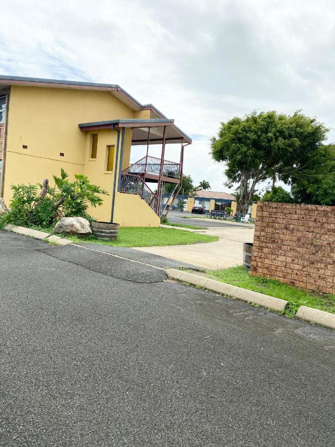 Proserpine Motor Lodge 外观 照片