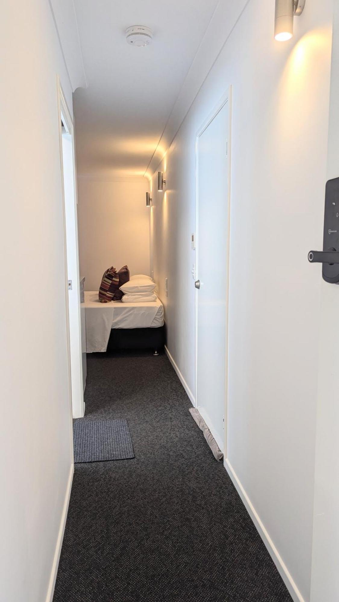 Proserpine Motor Lodge 外观 照片