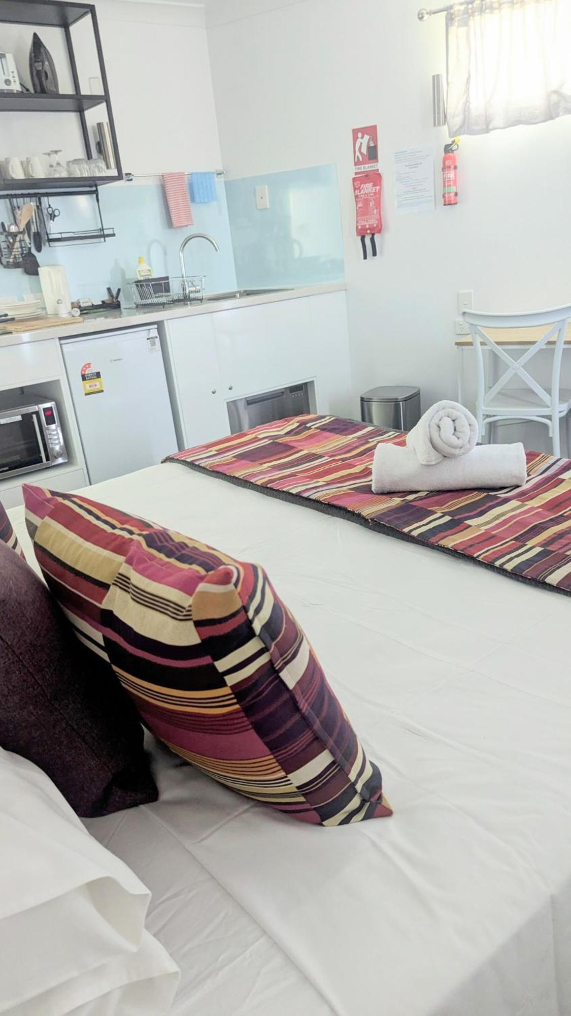 Proserpine Motor Lodge 外观 照片